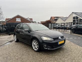 Auto incidentate Volkswagen Golf 2.0 TDI HIGHLINE AUTOMAAT 2014/10