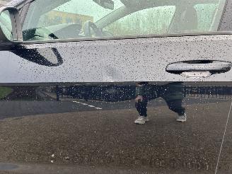 Volkswagen Golf 2.0 TDI HIGHLINE AUTOMAAT picture 26