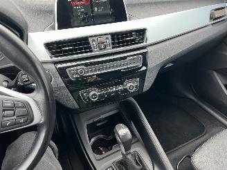 BMW X1 XDRIVE20I AUT LEDER picture 19