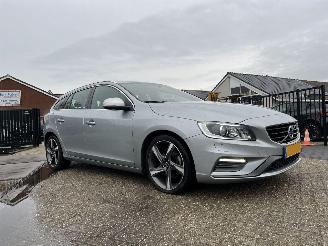 Volvo V-60 1.5 T3 R-Design picture 8