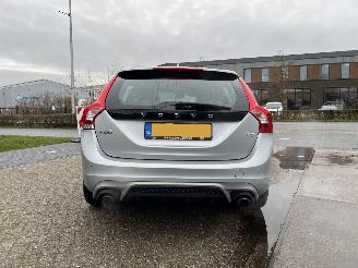 Volvo V-60 1.5 T3 R-Design picture 5