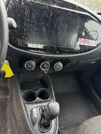 Toyota Aygo X - 1.0 VVT-i S-CVT Play picture 15