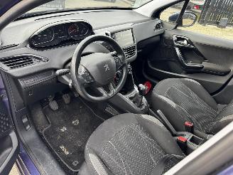 Peugeot 208 1.2 VTi Active picture 22