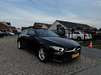 damaged passenger cars Mercedes A-klasse 180 Business Solution Pano 2019/7