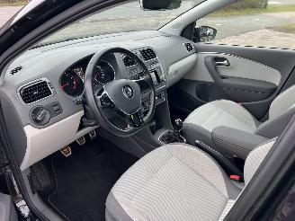 Volkswagen Polo 1.2 TSI First Edition - zeer netjes onderhouden | boekjes aanwezig picture 25