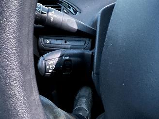 Peugeot 208 1.2 PureTech Blue Lion 150.045 KM !! picture 16