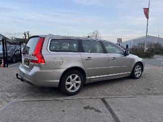 Volvo V-70 2.0 T4 Inscription Edition picture 4