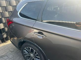 Mitsubishi Outlander 2.0 Instyle | PANORAMA !! 7P  133.445 KM !! picture 10