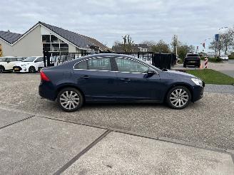Volvo S-60 1.6 T4 Momentum Automaat picture 9