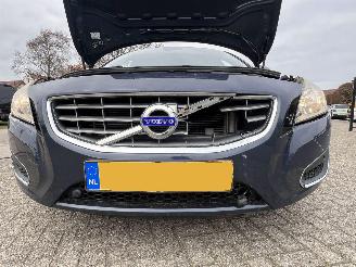 Volvo S-60 1.6 T4 Momentum Automaat picture 15