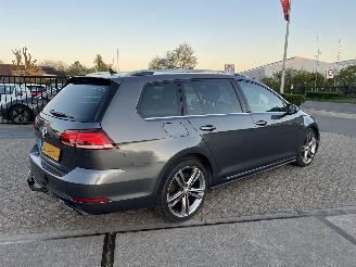 Volkswagen Golf 1.6 TDI Highline Business R picture 7