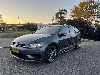 Volkswagen Golf 1.6 TDI Highline Business R picture 3