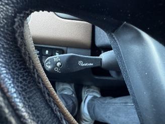 Kia Rio 1.4 CVVT PANO LEER AUTOMAAT !! FULL OPTIONS picture 14