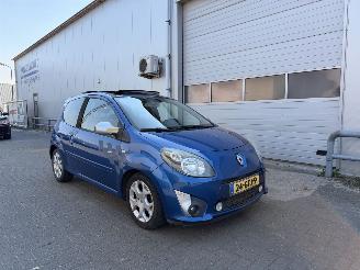 Damaged car Renault Twingo 1.2 TCE GT PANO 2008/6