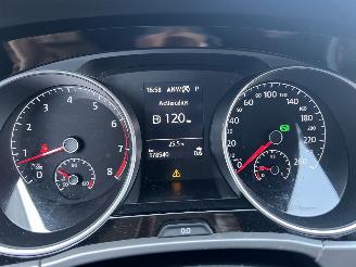 Volkswagen Touran 1.5 TSI Comfortline 7p picture 24