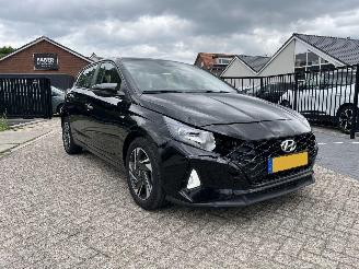 Damaged car Hyundai I-20 1.0 T-GDI Comfort Smart | 33.138 km | eerste eigenaar!! 2021/9