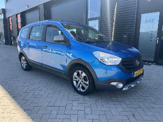 skadebil auto Dacia Lodgy 1.2 TCe Stepway 7p. | 2015/5