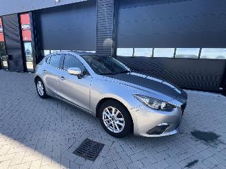 Mazda 3 2.0 Skylease picture 2