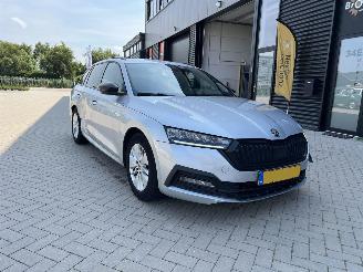  Skoda Octavia 1.0 e-TSI Sport Business 2021/1