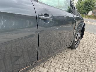 Peugeot 108 1.0 e-VTi Allure  100.865 KM !! picture 11