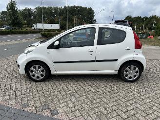 Peugeot 107 1.0-12V Millesim 200 | 95.190 km!! picture 6