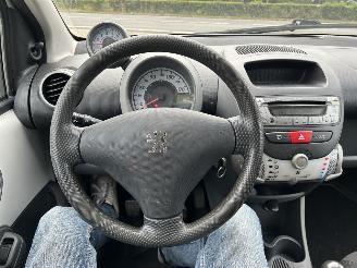Peugeot 107 1.0-12V Millesim 200 | 95.190 km!! picture 14