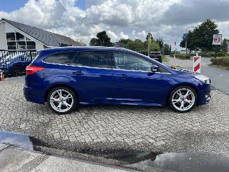 Ford Focus 2.0 TDCI Titanium Automaat 1st owner picture 2