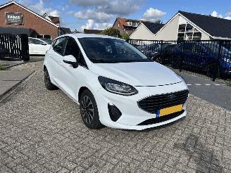 krockskadad bil auto Ford Fiesta 1.0 EcoBoost Hybrid Titanium | 99.234 km!! 2022/12