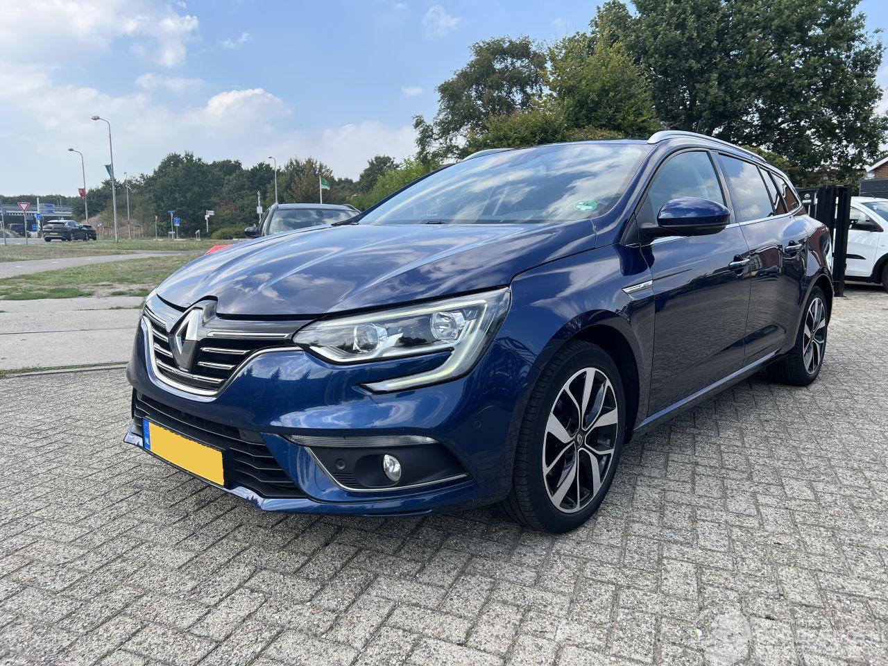 Renault Mégane 1.3 TCe Bose | 77.417 km!!