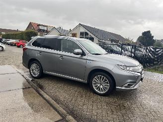 Mitsubishi Outlander 2.4 PHEV Intense+ picture 13