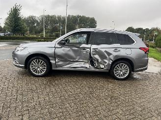 Mitsubishi Outlander 2.4 PHEV Intense+ picture 6