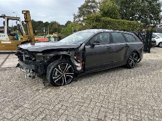 Volvo V-90 2.0 T8 Plug-in hybrid AWD Ultra Dark | 37.309 km!! picture 4
