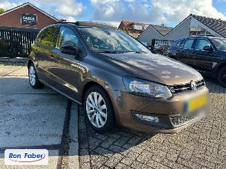 Vaurioauto  passenger cars Volkswagen Polo 1.2 TSI Highline Pano !! 2011/10