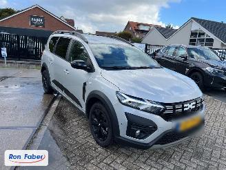 škoda osobní automobily Dacia Jogger 1.0 TCe Extreme 7p. | 26.942 km!! 2023/2