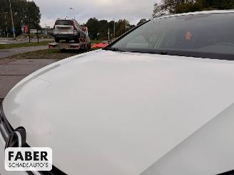 Volkswagen Golf 1.4 TSI Highline Business R picture 6