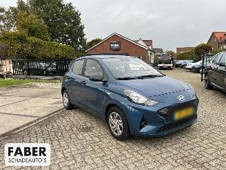 Damaged car Hyundai I-10 1.0 Comfort | 15.697 km!! 2026/1