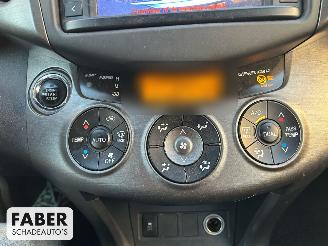 Toyota Rav-4 2.0 VVTi Executive Business picture 12