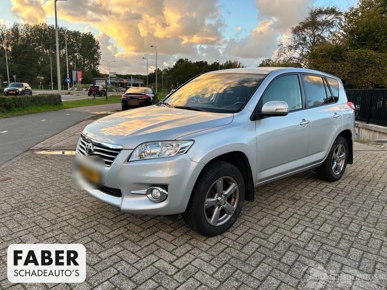 Toyota Rav-4 2.0 VVTi Executive Business