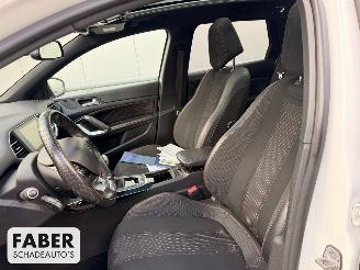 Peugeot 308 1.2 PureTech GT-line picture 16