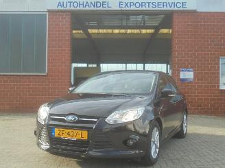 Schadeauto Ford Focus 1.0 EcoBoost Titanium, Airco, Cruise control 2014/4