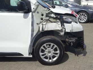 Peugeot Expert Premium L2, 220V Powercube, Airco, Navi, DAB+, Cruise picture 7