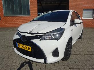 Toyota Yaris 1.5 Hybrid Aspiration, Cruisecontrol, Airco, Automaat picture 2