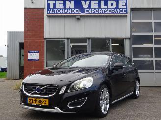 skadebil auto Volvo V-60 2.4 D5 AWD Summum Autom., Schuifdak, Leer, Navi, Camera 2011/1