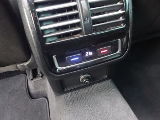 Volkswagen Passat Variant 1.6 TDI Highline, Panorama, Leer/alca, DAB+, Navi, 3 zone Airco picture 12
