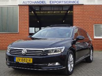 krockskadad bil auto Volkswagen Passat Variant 1.6 TDI Highline, Panorama, Leer/alca, DAB+, Navi, 3 zone Airco 2016/6