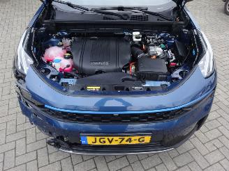 Lynk & Co 01 132 kw Plug-in Hybride, Panorama, 3.354 km !! picture 7