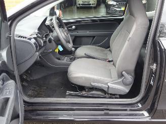 Volkswagen Up! Move Up!  Airco, Lane assist, El.pakket picture 9