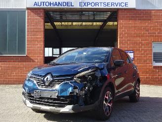 skadebil auto Renault Captur Intens 1.2i 87kw, Airco, Cruise, Navi, PDC, No Papers ! 2018/5