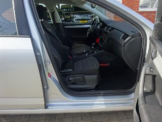 Skoda Octavia 1.6 TDI Greentech Ambition Businessline, Climate & Cruise, Navi picture 7
