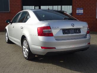 Skoda Octavia 1.6 TDI Greentech Ambition Businessline, Climate & Cruise, Navi picture 5